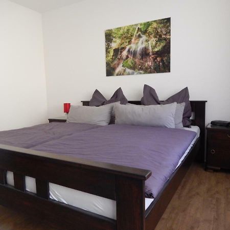 Free Apartment - Bei Den Thermen 바트우라하 외부 사진