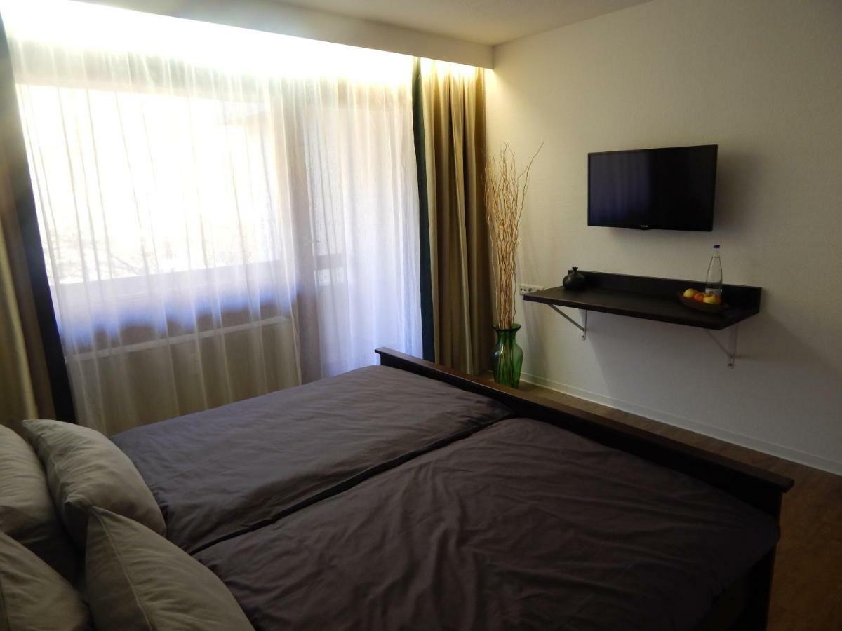Free Apartment - Bei Den Thermen 바트우라하 외부 사진