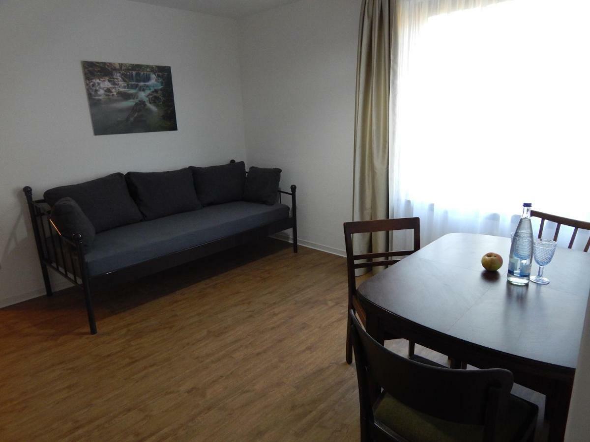 Free Apartment - Bei Den Thermen 바트우라하 외부 사진