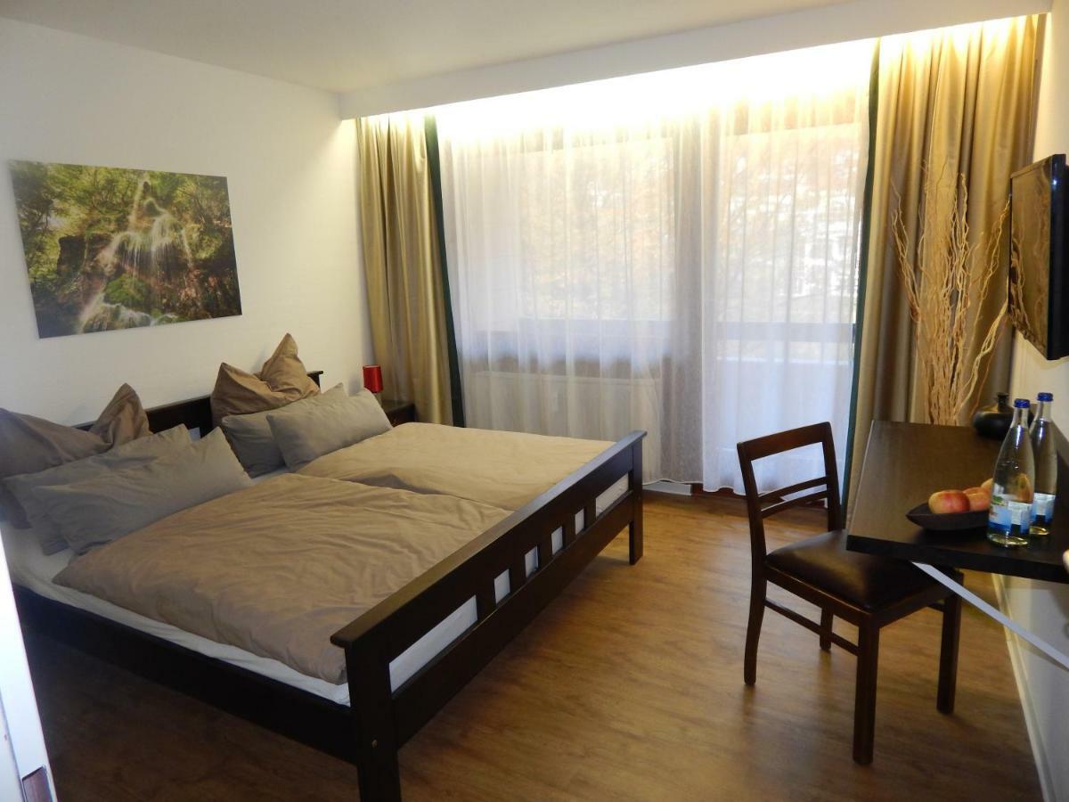 Free Apartment - Bei Den Thermen 바트우라하 외부 사진